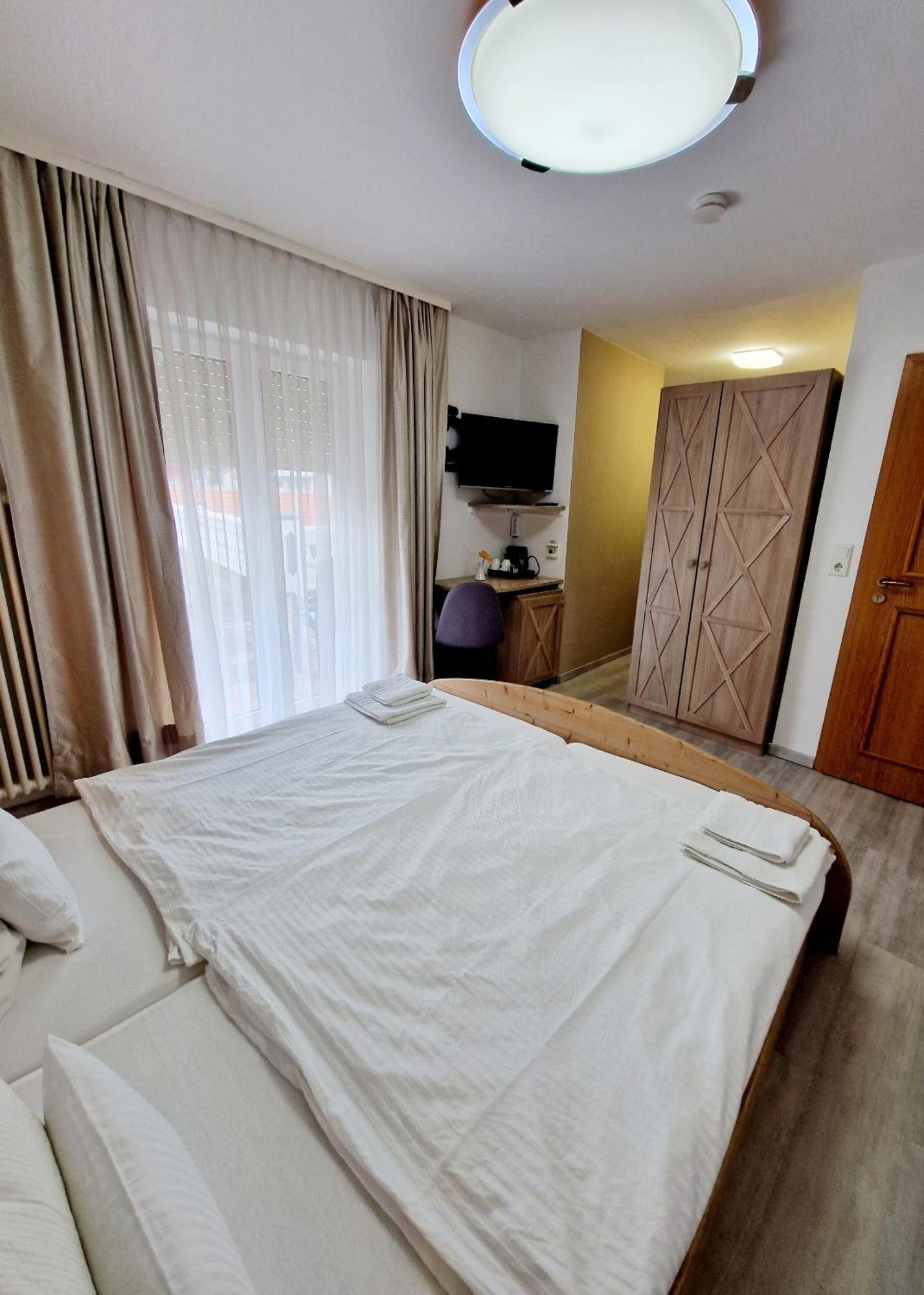 Hotel Rheintal Kappel-Grafenhausen Rum bild
